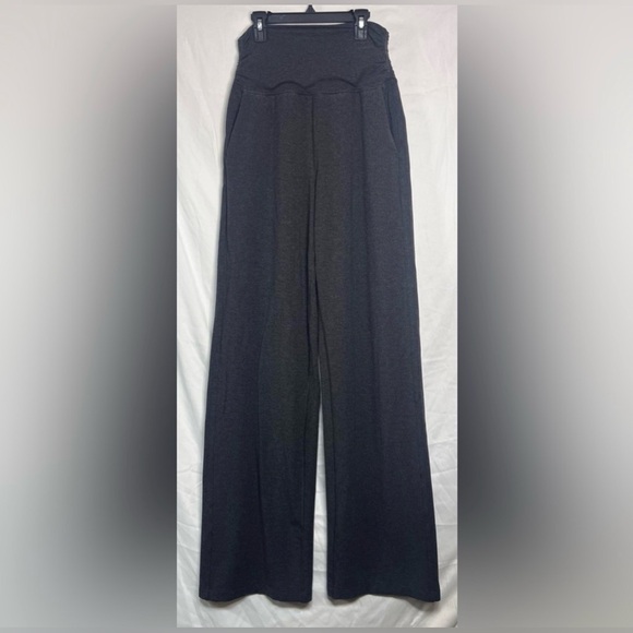 LIKE NEW Lululemon Take It Easy High Waist Flare Yoga Pants Active Workout Gym - Picture 7 of 11